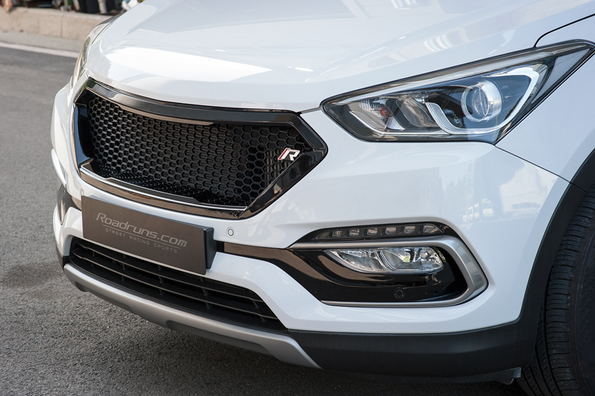 РЕШЕТКА РАДИАТОРА Roadruns НА HYUNDAI SANTA FE DM PRIME (НЕКРАШЕНАЯ)