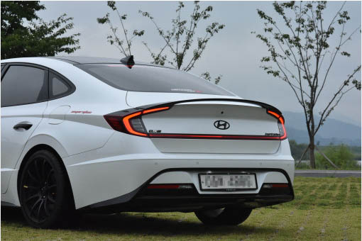 СПОЙЛЕР КРЫШКИ БАГАЖНИКА ONZIGOO НА HYUNDAI SONATA DN8